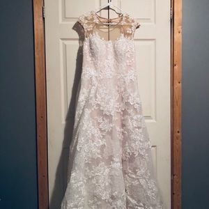 NWT Ivory Wedding Dress